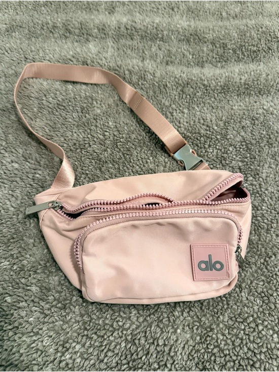 ALO Yoga Handbags - RARE ALO Yoga Ballet Pink Crossbody Waist Bag